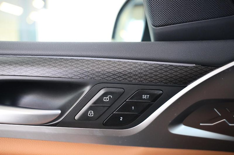 BMW X4 xDrive30d - fotka 23 z 26