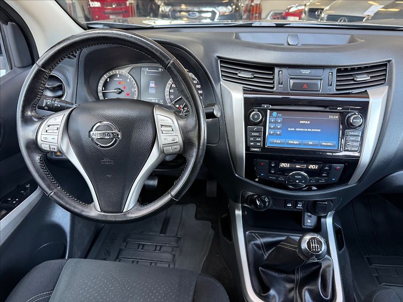 Nissan Navara 2,3 dCi 140kW,1maj.Hardtop,man - fotka 14 z 31