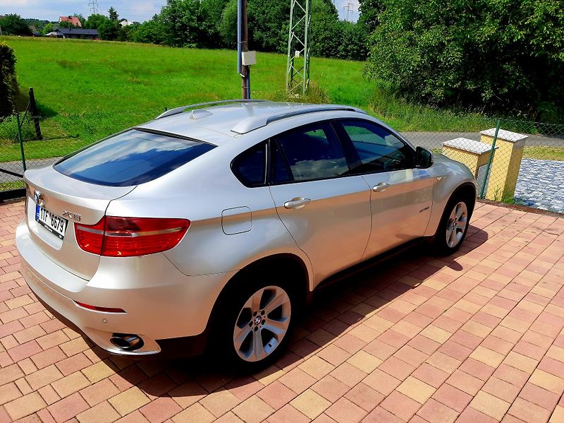 BMW X6 (2009) - fotka 2 z 24
