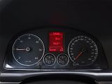 Volkswagen Touran (2008) 2.0 TDI, Tempomat - náhled 11