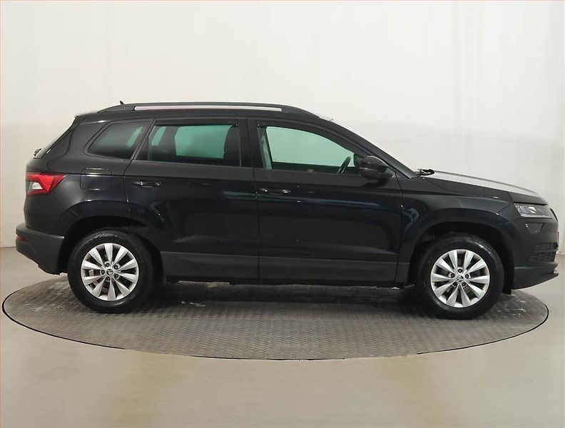 Škoda Karoq (2020) Ambition 1.0 TSI, Serv.kniha - fotka 6 z 20