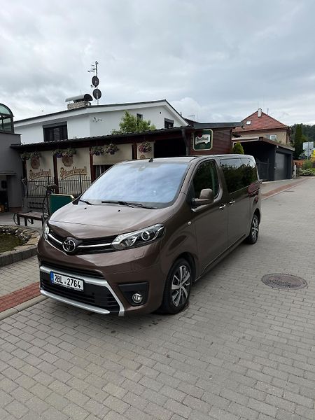 Toyota ProAce (2020) 8 místné - fotka 2 z 10