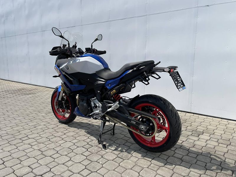 BMW (2026) F 900 XR - fotka 7 z 12