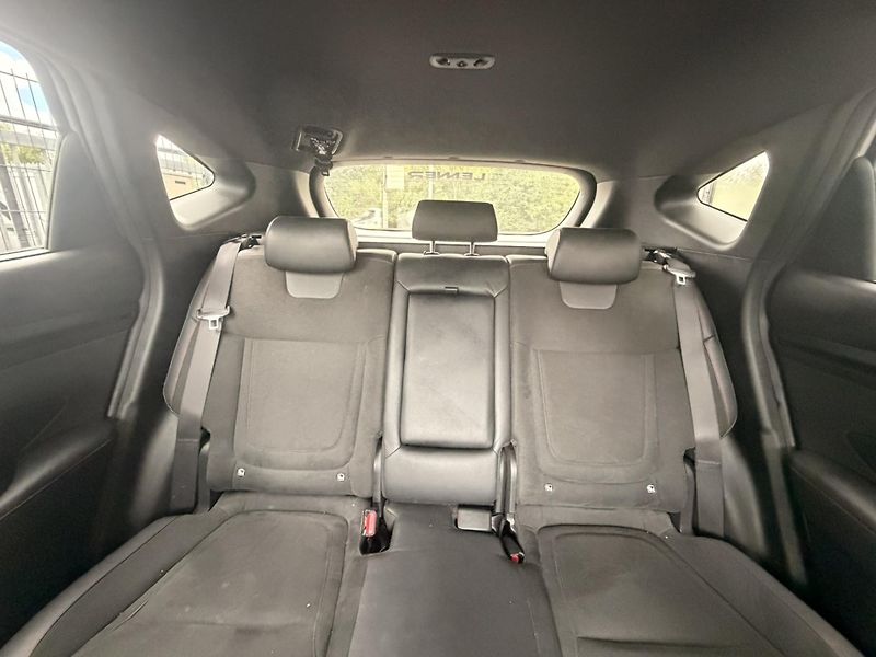 Hyundai Tucson (2023) 1.6-N-LINE-HYBRID-1.MAJITEL - fotka 14 z 21
