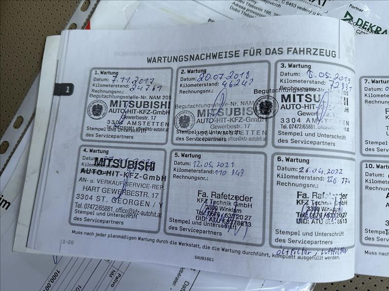 Mitsubishi Outlander 2,3 DI-D - fotka 28 z 31