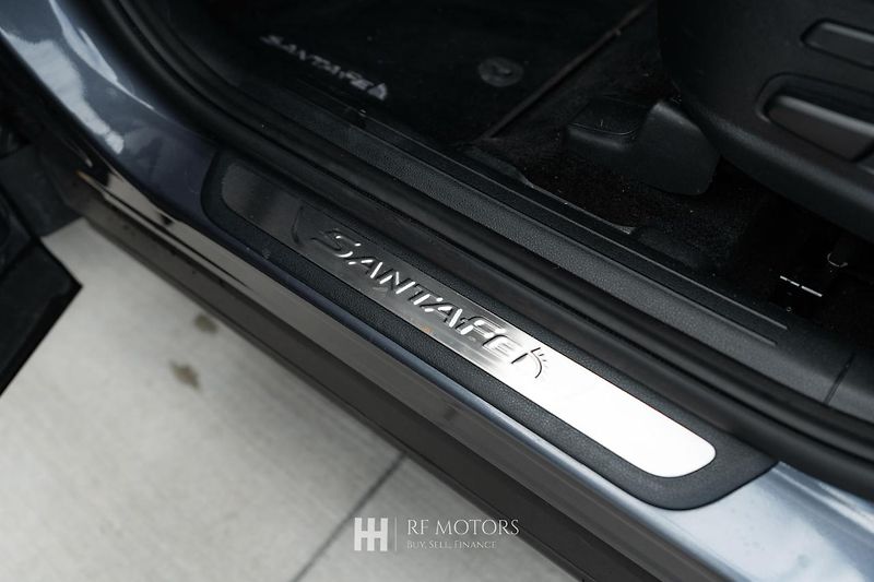 Hyundai Santa Fe (2023) - fotka 27 z 49