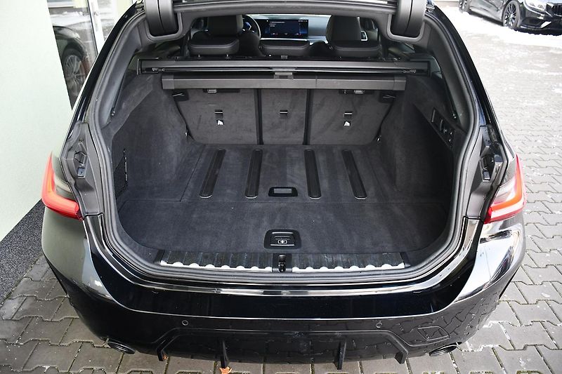 BMW Řada 3 320d M-SPORT xD TAŽNÉ ČR  - fotka 47 z 51