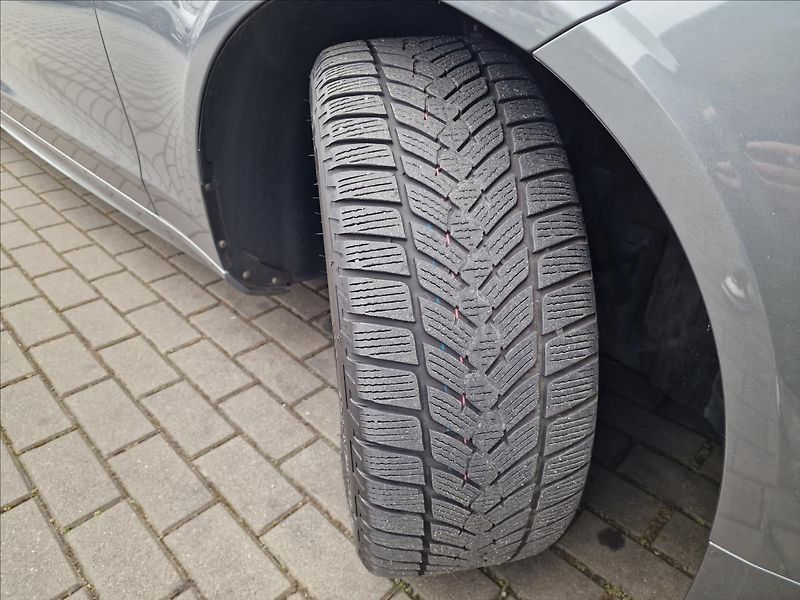 Volvo V90 2.0 D4 Momentum Pro,ČR,1.Maj. - fotka 48 z 50