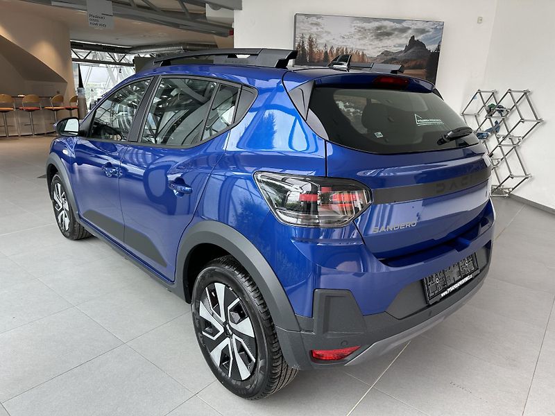 Dacia Sandero (2026) STEPWAY HYBRID 155 - ŘÍJEN - fotka 7 z 13