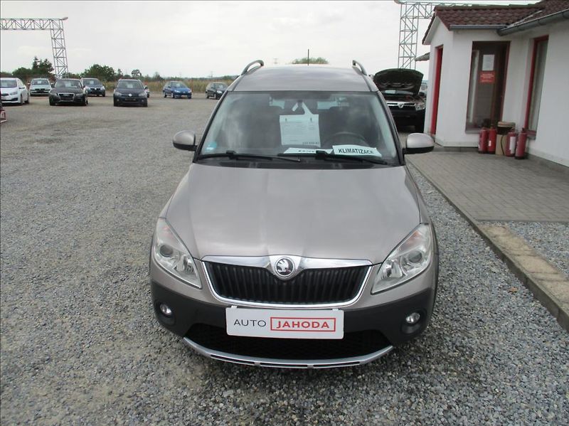 Škoda Roomster 1,2 TSi, Scout,DSG,klima,s.kn, - fotka 2 z 41