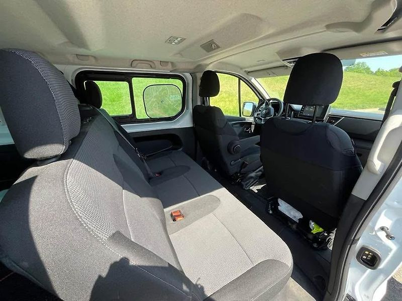 Renault Trafic (2023) Renault Trafic 2.0 dCi 150  - fotka 14 z 15