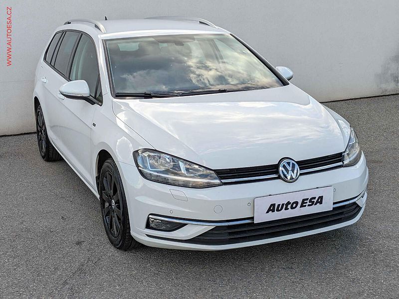 Volkswagen Golf (2018) 2.0 TDi, 1.maj, Join, navi - fotografie inzerátu