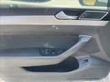 Volkswagen Passat 2,0 TDi 110kw Radar DSG GPS Hi - náhled 23