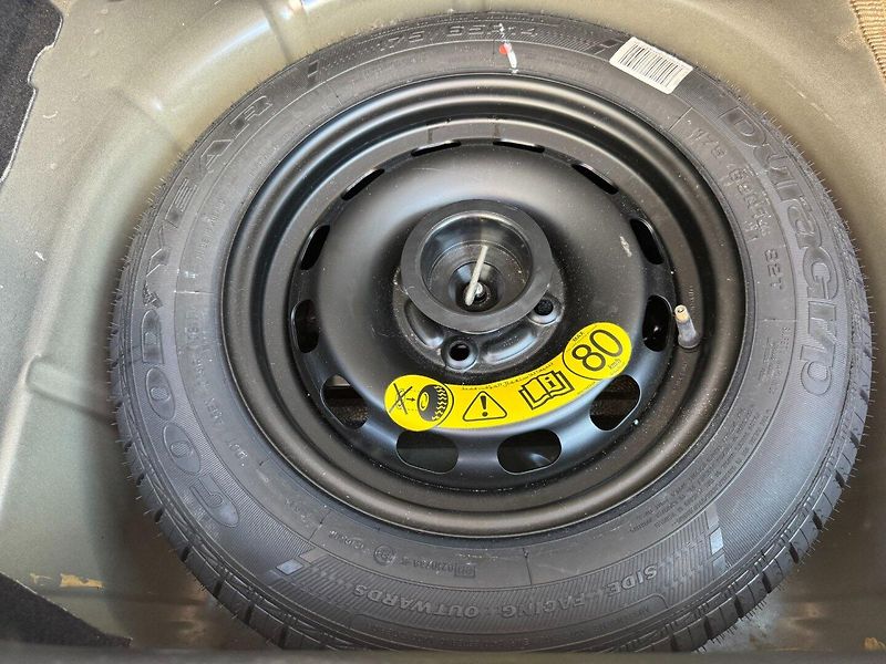 Ford Fiesta (2011) 1.25i 44kW - fotka 23 z 31