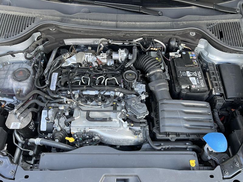 Škoda Karoq Style Plus 2.0TDi 85kw DSG ALU - fotka 44 z 49