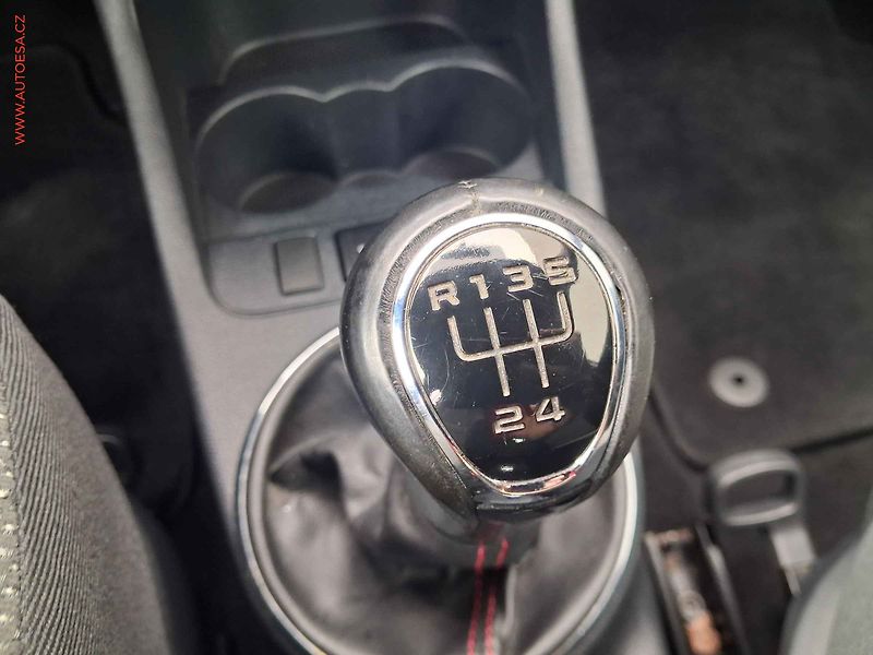 Škoda Fabia (2012) 1.2 TSi, Monte Carlo - fotka 12 z 16