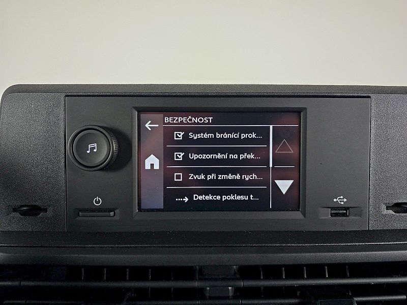 Toyota ProAce Verso (2025) 2.0D 106kW COMBI L2 8S - fotka 12 z 26