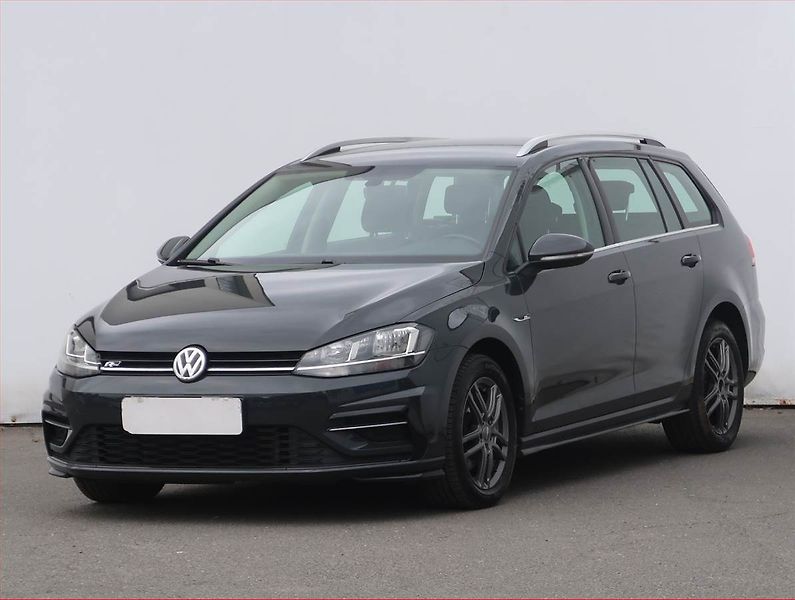 Volkswagen Golf (2019) Highline 2.0 TDI, Automat - fotka 2 z 20