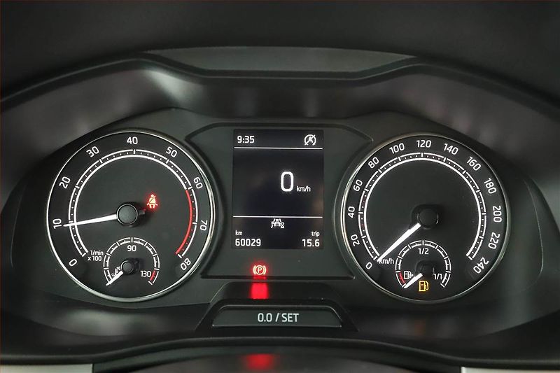 Škoda Scala (2020) Style 1.5 TSI, Tempomat - fotka 8 z 14