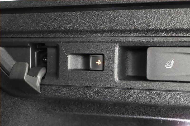 Volkswagen Passat (2025) 2.0 TDI - fotka 26 z 31