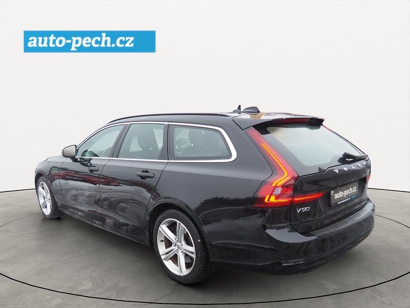 Volvo V90 (2022) B4, Momentum Pro - fotka 2 z 50