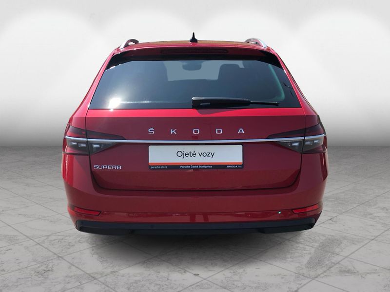 Škoda Superb COMBI 2.0 TSi DSG 7st. STYLE - fotka 9 z 30