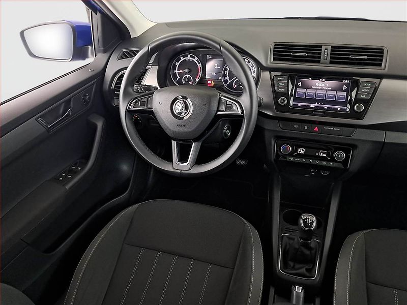 Škoda Fabia (2019) Style 1.0 TSI, ČR,1.maj - fotka 7 z 17