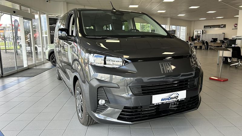 Fiat Ulysse 2.2MTJ 180k 8AT L3 - fotka 2 z 14