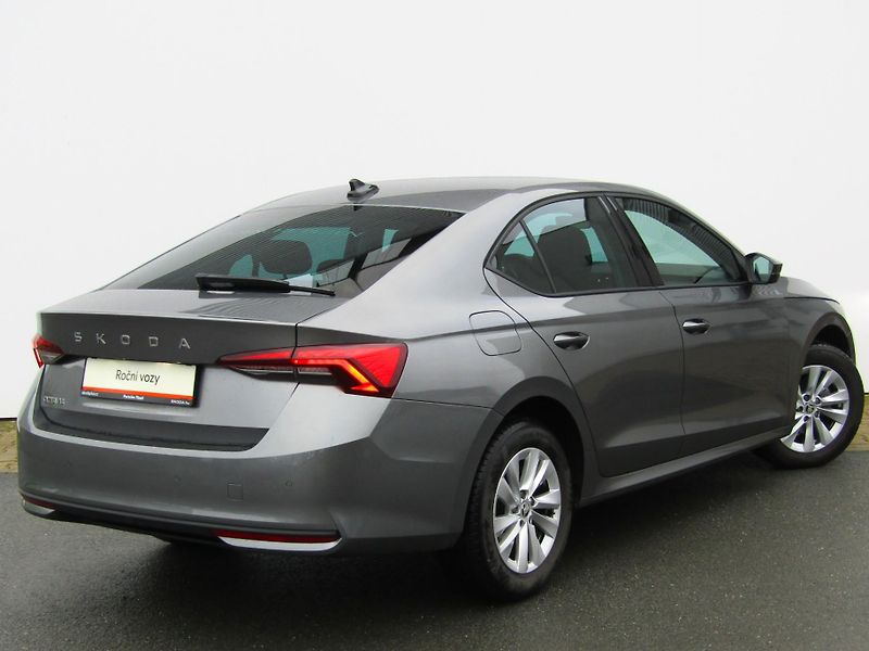 Škoda Octavia IV FL Selection 1.5 TSI /110kW - fotka 2 z 30