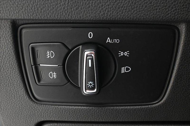 Volkswagen Passat 2,0 TDI 110kW Business Záruka - fotka 27 z 32