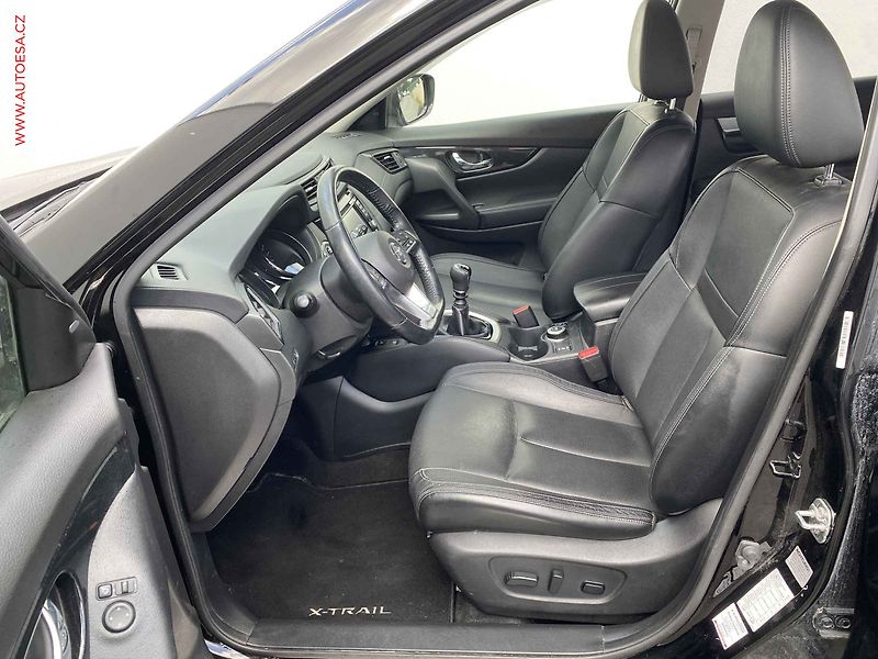Nissan X-Trail (2019) 1.7 dCi 4x4, Tekna, LED - fotka 9 z 19