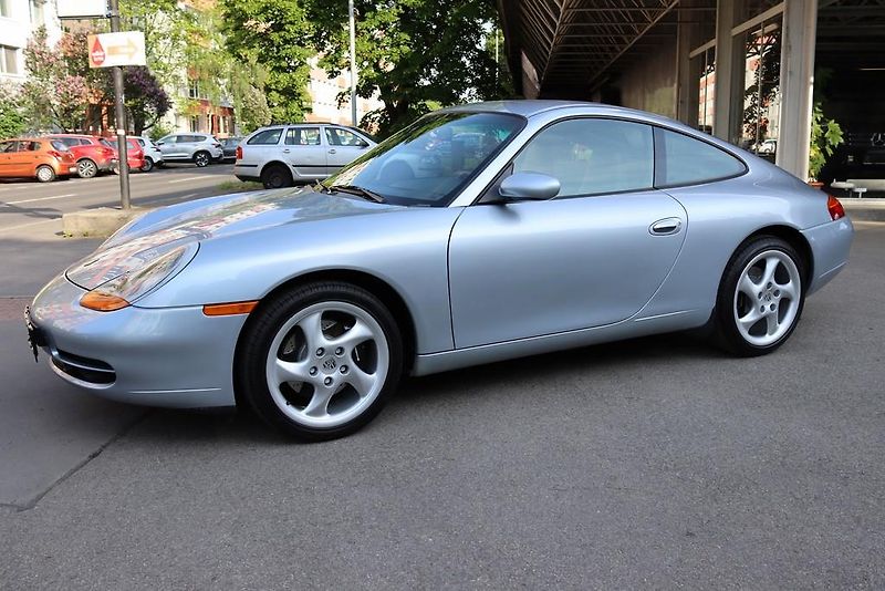 Porsche 911 996 3.4 CARRERA 221kW - fotka 19 z 49