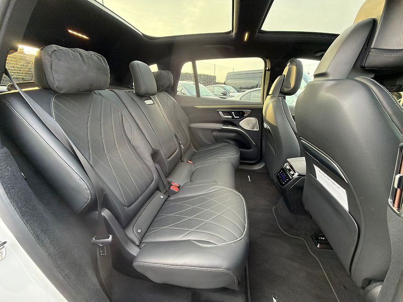 Mercedes-Benz EQS 450 4MATIC SUV Electric Ar - fotka 28 z 34