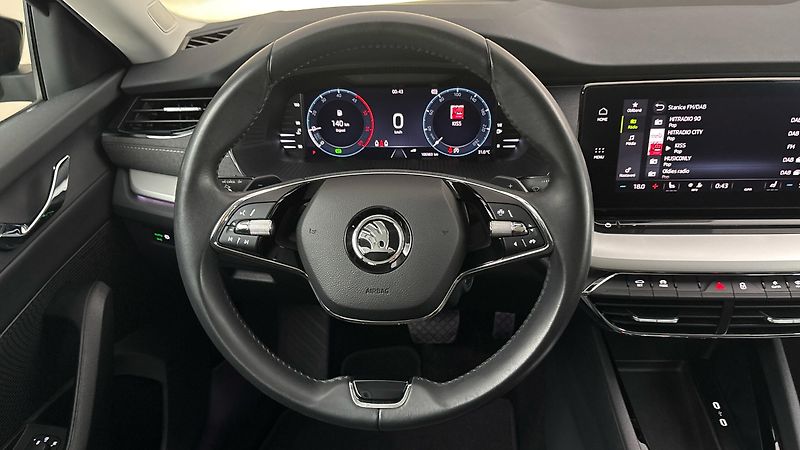 Škoda Octavia 2.0 TDI DSG Style - fotka 9 z 26