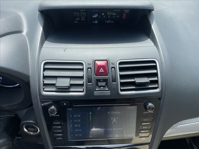 Subaru Levorg 1,6 GT-S 125kw 4x4 Aut. Kůže G - fotka 17 z 41