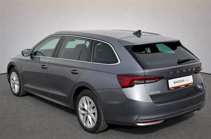 Škoda Octavia (2025) Combi top Selection 1,5 Tsi 11 - fotka 38 z 42