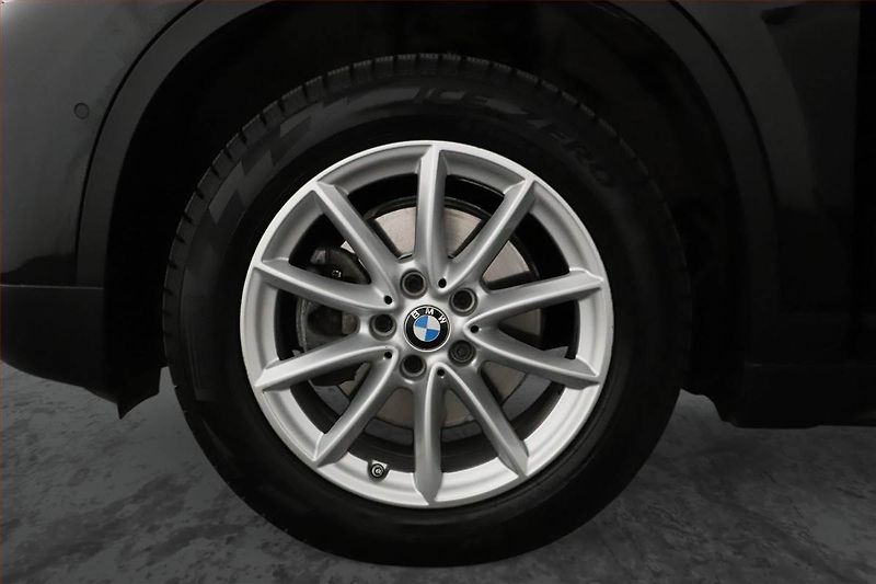 BMW X1 (2018) xDrive18d, 4X4, Automat - fotka 12 z 16