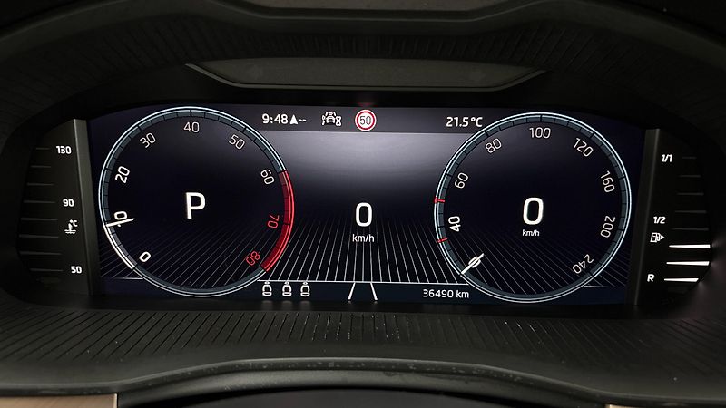 Škoda Kamiq 1.5 TSI DSG Style - fotka 10 z 25