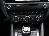 Škoda Octavia 2,0 TDI 135kW 4x4 DSG CZ Scout - náhled 19