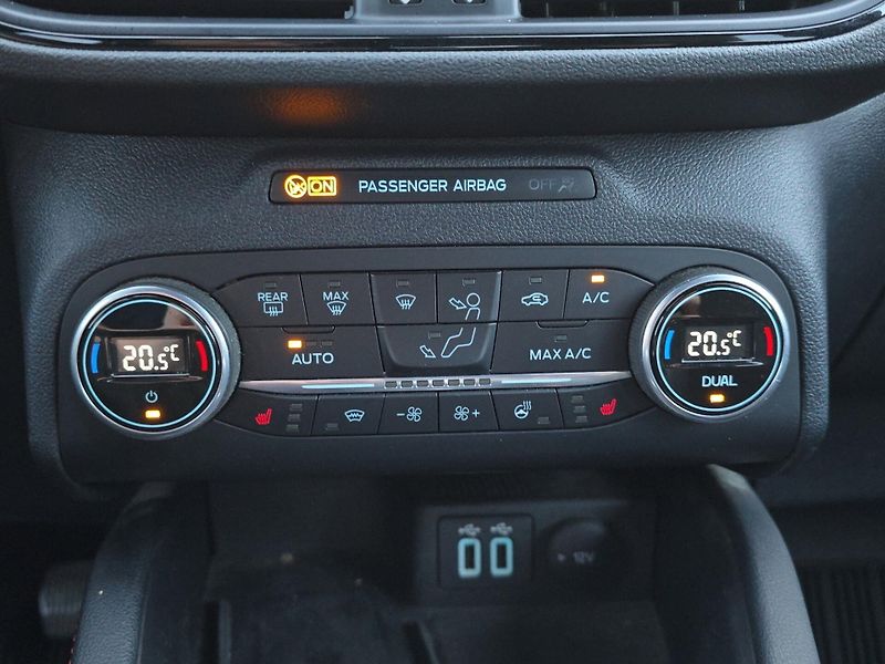 Ford Kuga (2021) ST Line 1.5 Ecoboost 110kw, se - fotka 23 z 28