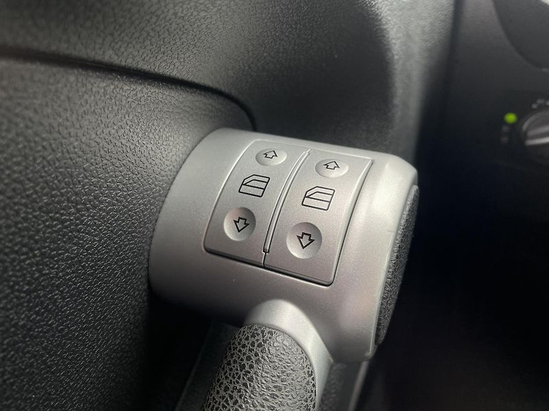Mercedes-Benz SLK 200 KOMPRESSOR 1.8 120 kW - fotka 17 z 22