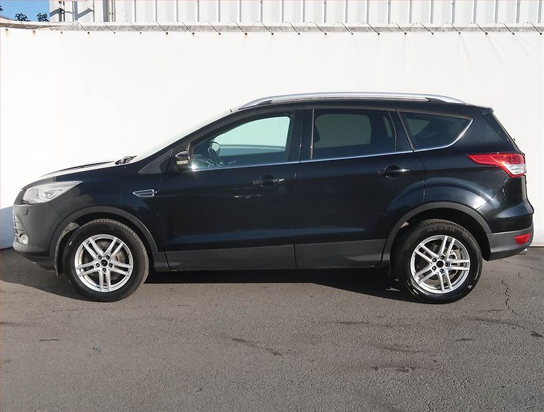 Ford Kuga (2013) Titanium 2.0 TDCi, 4X4 - fotka 3 z 22
