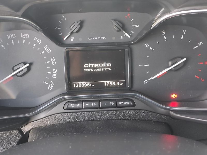 Citroën Berlingo (2018) 1.5HDI XTR 130k MAN6 TZ po STK - fotka 14 z 25