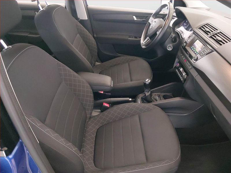 Škoda Fabia (2018) Style Plus 1.0 TSI - fotka 9 z 17