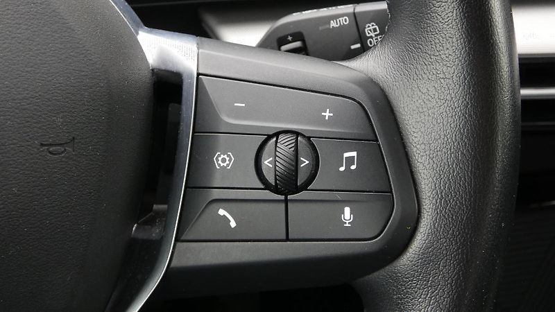 BMW X1 sDrive 20i - fotka 12 z 22