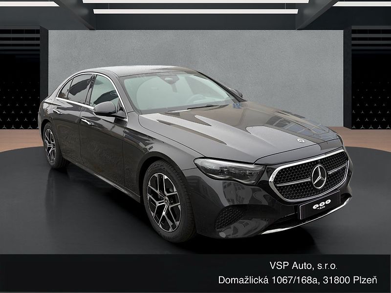 Mercedes-Benz Třídy E E 220 d 4MATIC - fotka 3 z 16