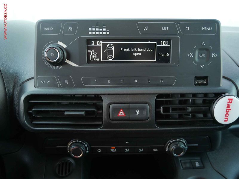 Citroën Berlingo (2022) 1.5HDi, ČR, AC, tempo, park - fotka 14 z 17