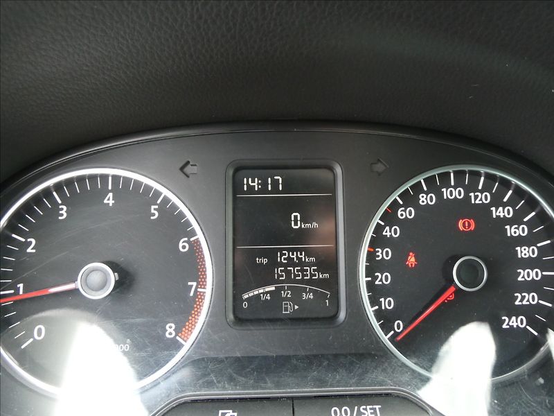 Volkswagen Polo 1,2 i 51kW 2x kola, po servise - fotka 28 z 42