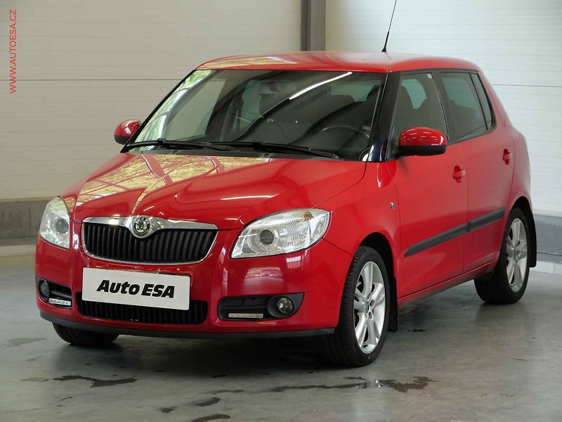 Škoda Fabia (2008) 1.4 16V, Sport - fotka 3 z 16