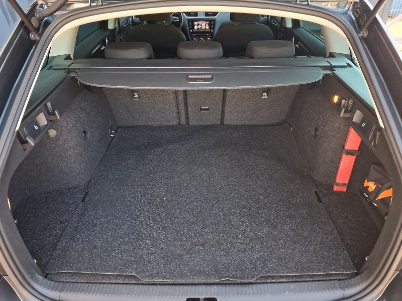 Škoda Octavia (2018) Combi Style Plus 4x4 2,0TDi 11 - fotka 8 z 32